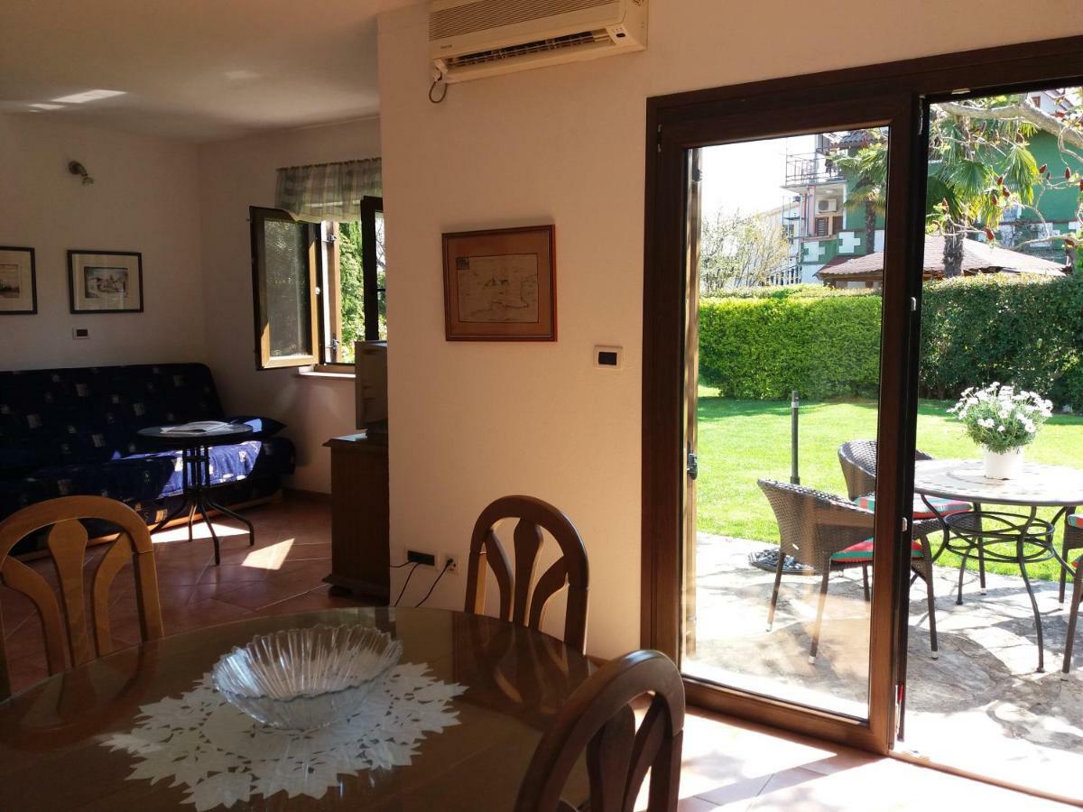 Bungalow Perla Funtana Bagian luar foto