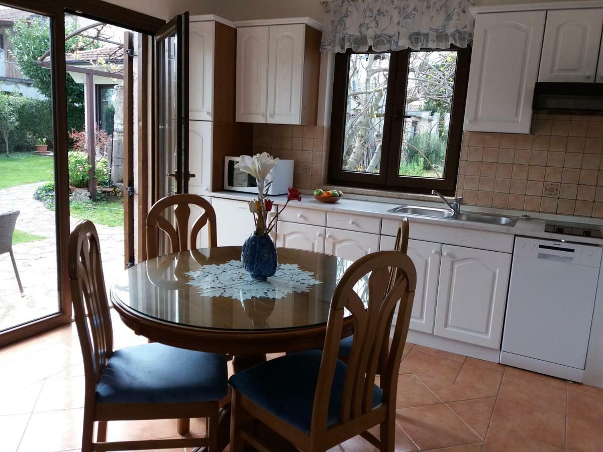 Bungalow Perla Funtana Bagian luar foto