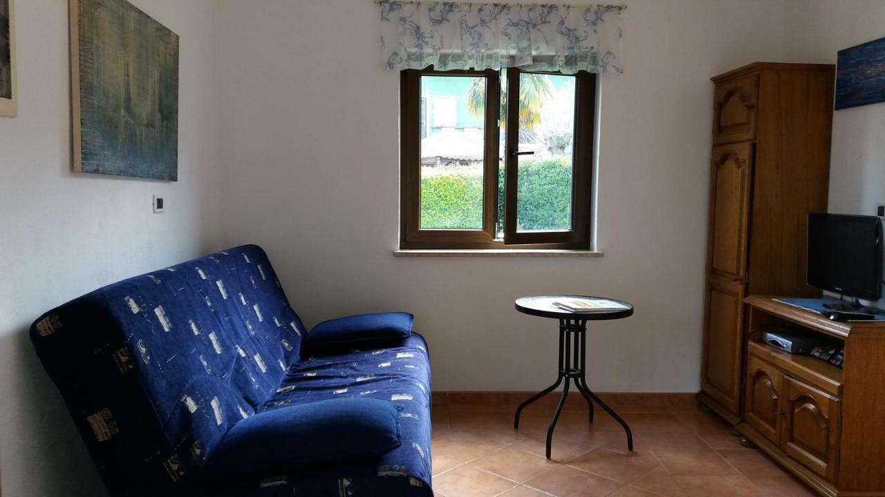 Bungalow Perla Funtana Bagian luar foto